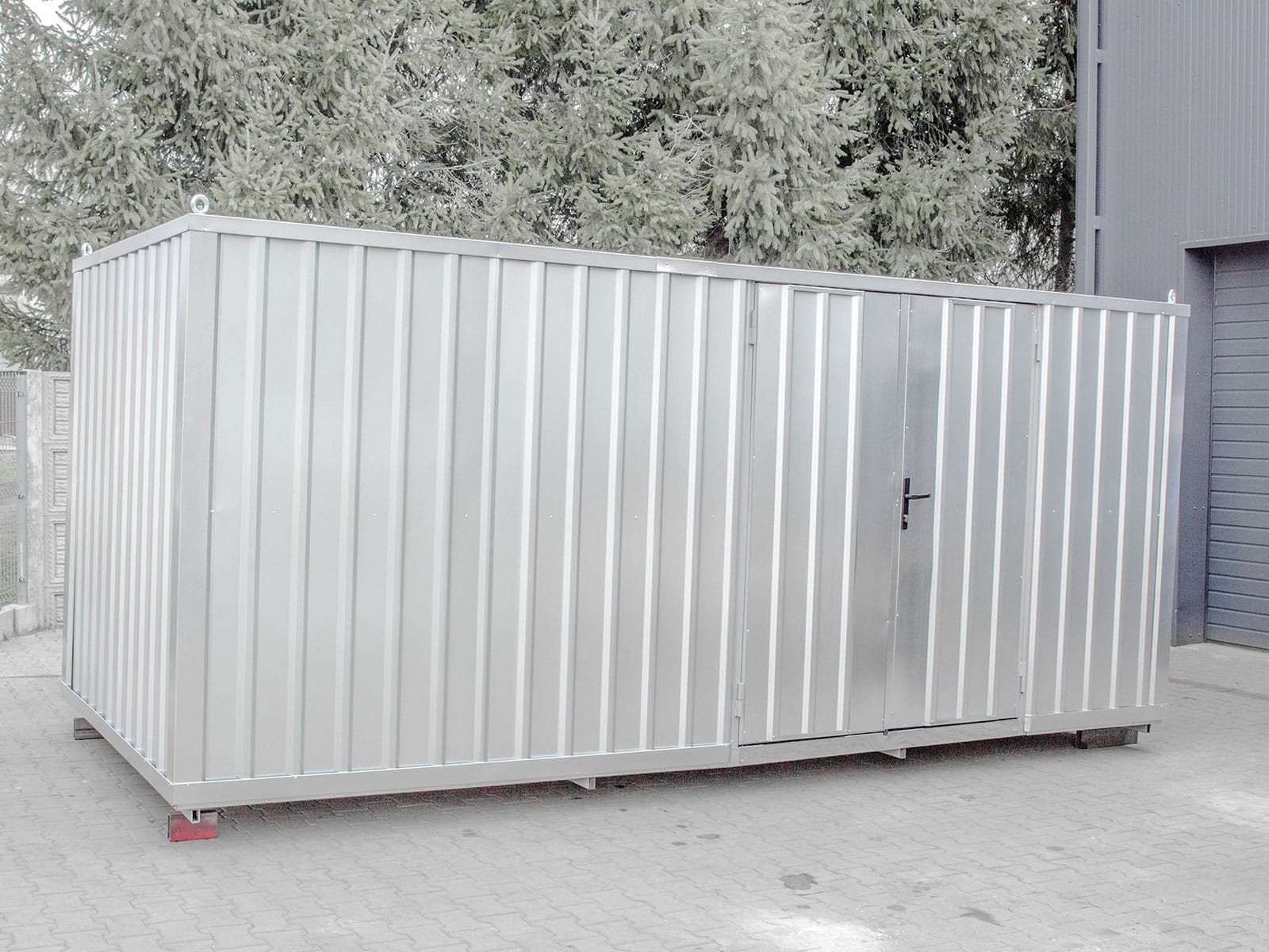 Container voor de opslag van gewasbeschermingsmiddelen in de opslaghal ...