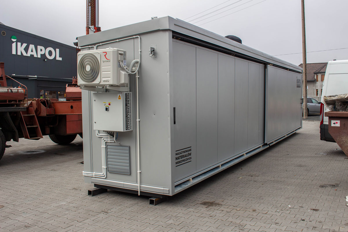 Gevaarstoffenopslag, containers voor gevaarlijke stoffen, vrijstaande container, opslagsystemen voor gevaarlijke stoffen van de specialist, gevaarlijke stoffen container • Fabrikant IKAPOL
