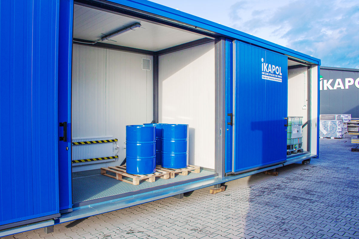 Gevaarstoffenopslag, containers voor gevaarlijke stoffen, vrijstaande container, opslagsystemen voor gevaarlijke stoffen van de specialist, gevaarlijke stoffen container • Fabrikant IKAPOL
