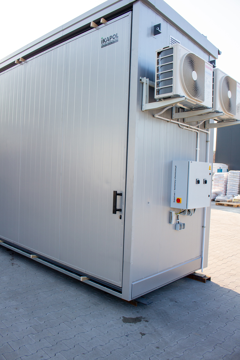 Gevaarstoffenopslag, containers voor gevaarlijke stoffen, vrijstaande container, opslagsystemen voor gevaarlijke stoffen van de specialist, gevaarlijke stoffen container • Fabrikant IKAPOL